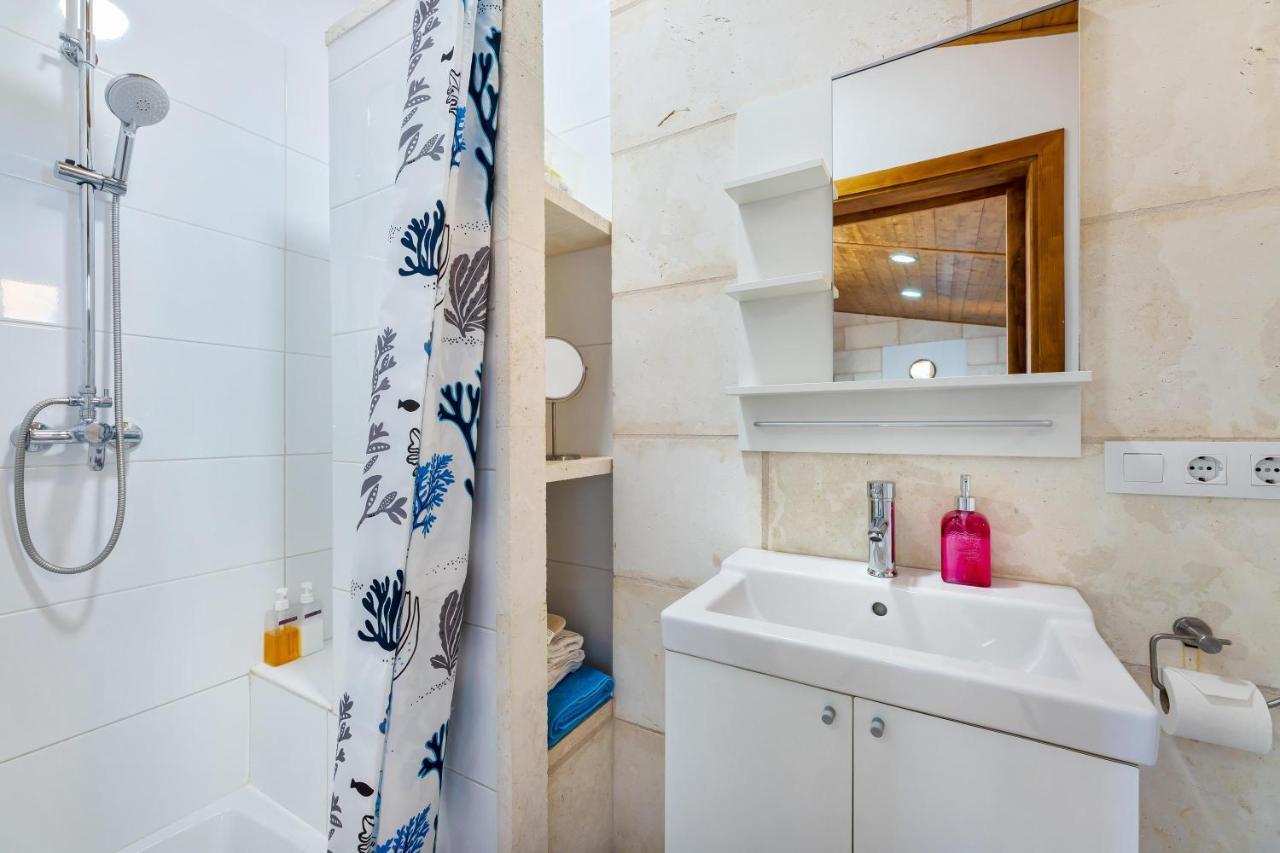 Biniaco Holiday home *